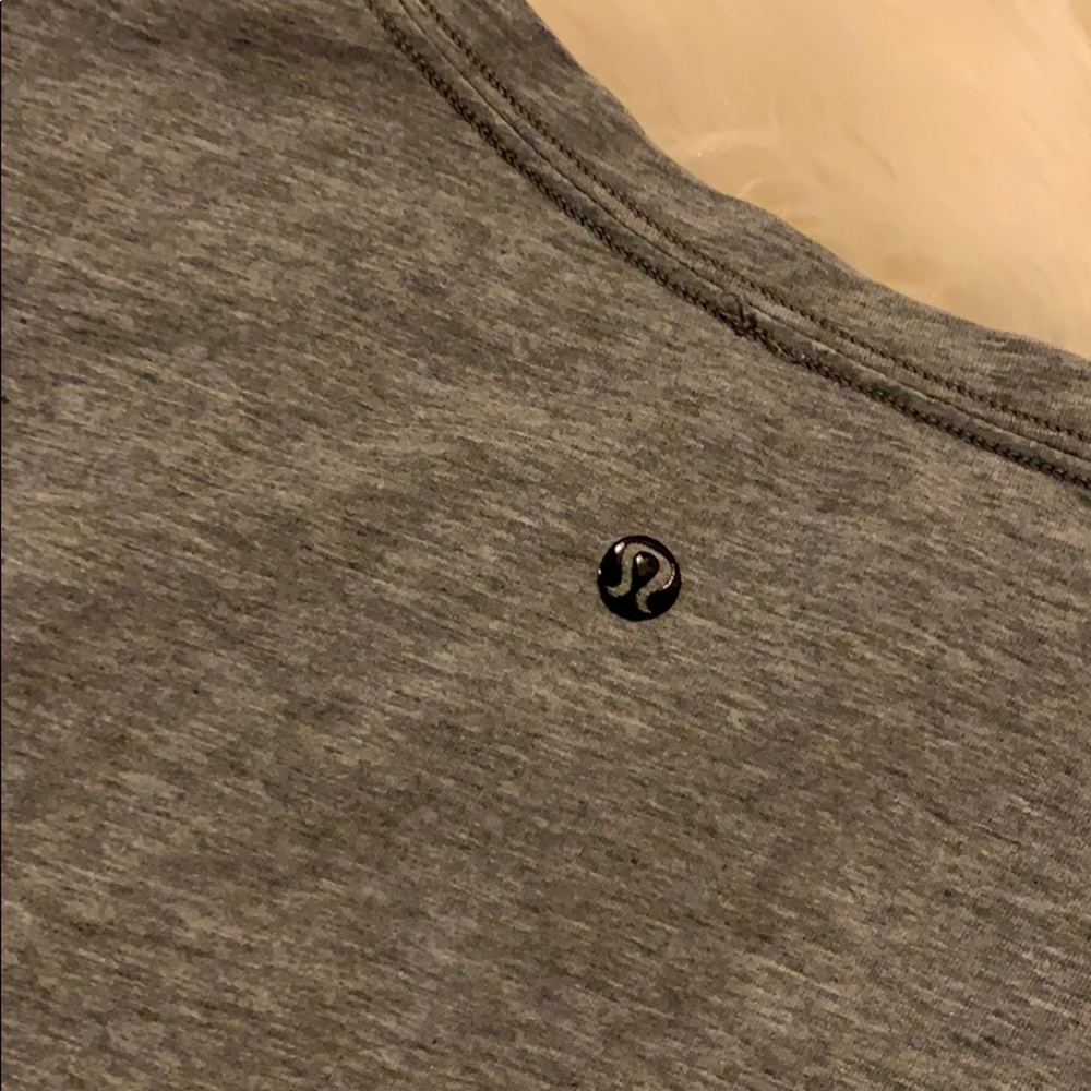 Lululemon Women’s shirt
